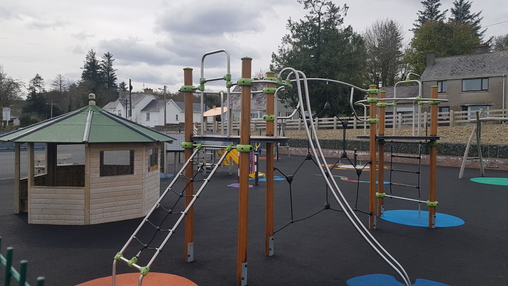 Awesome playground with a rain shelter!